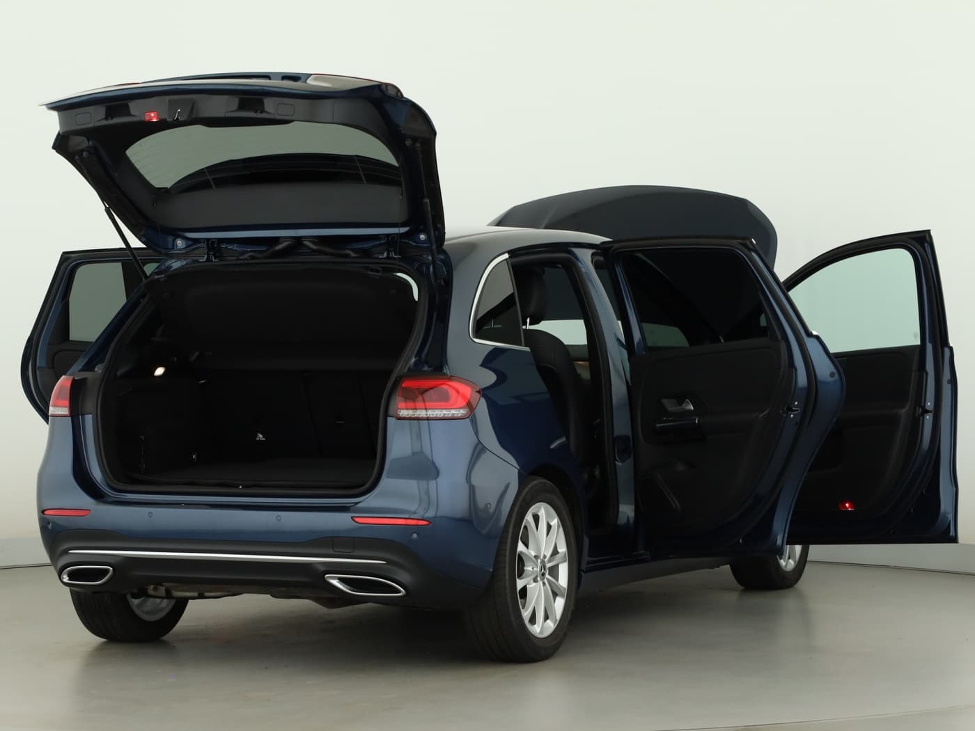 Mercedes-Benz B 220 4M Bild 9