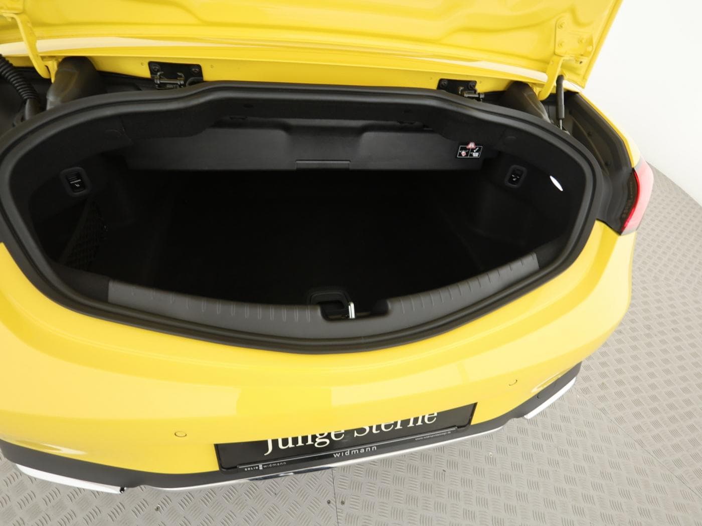 Mercedes-Benz CLE 200 Cabrio Bild 22