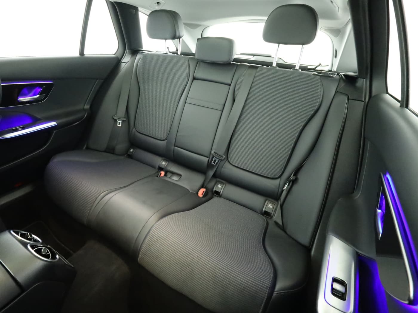 Mercedes-Benz C 220 d T Bild 18