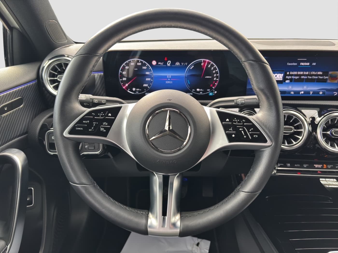 Mercedes-Benz A 250 e Bild 10