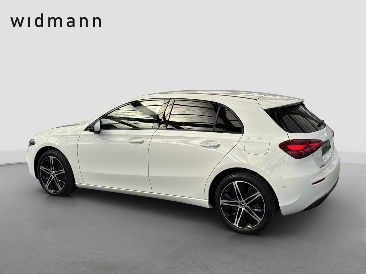 Mercedes-Benz A 250 e Bild 8