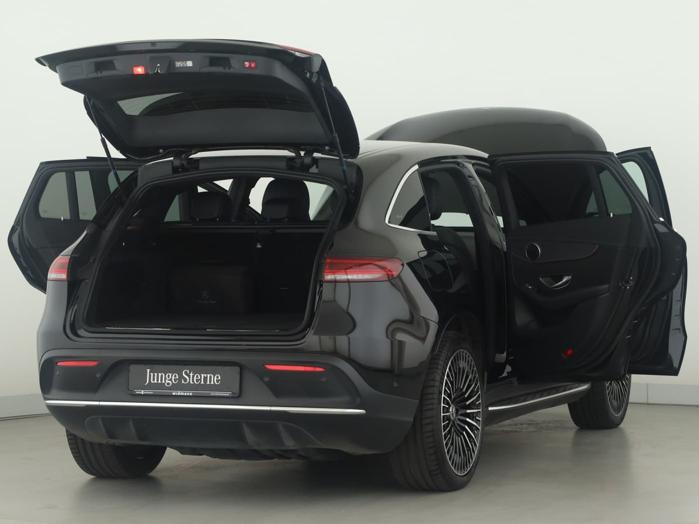 Mercedes-Benz EQC 400 4M Bild 9