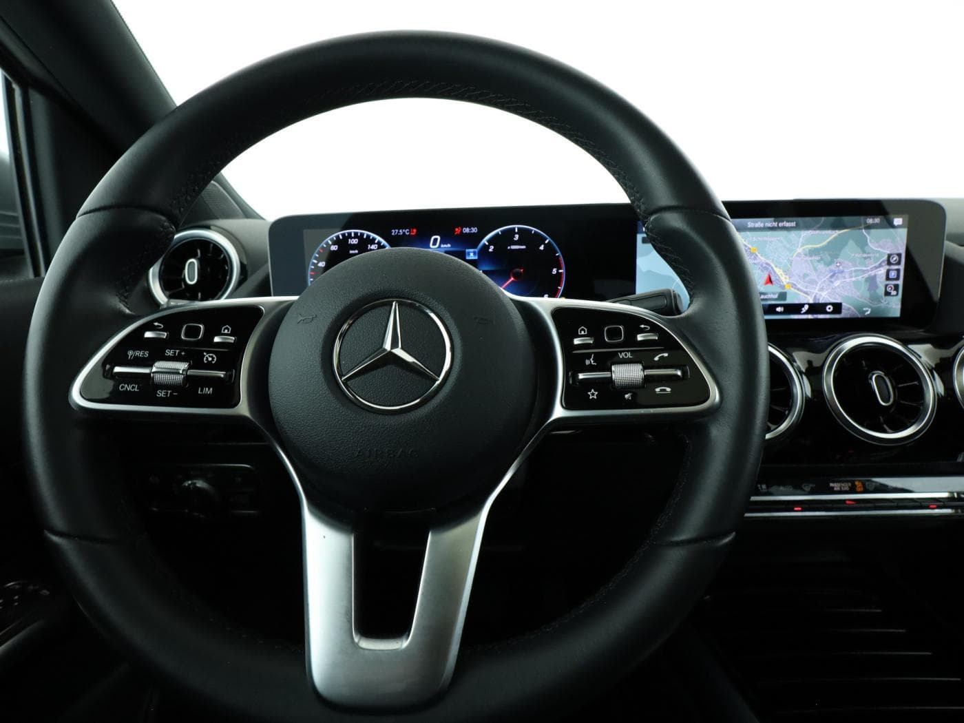 Mercedes-Benz B 200 d Bild 11