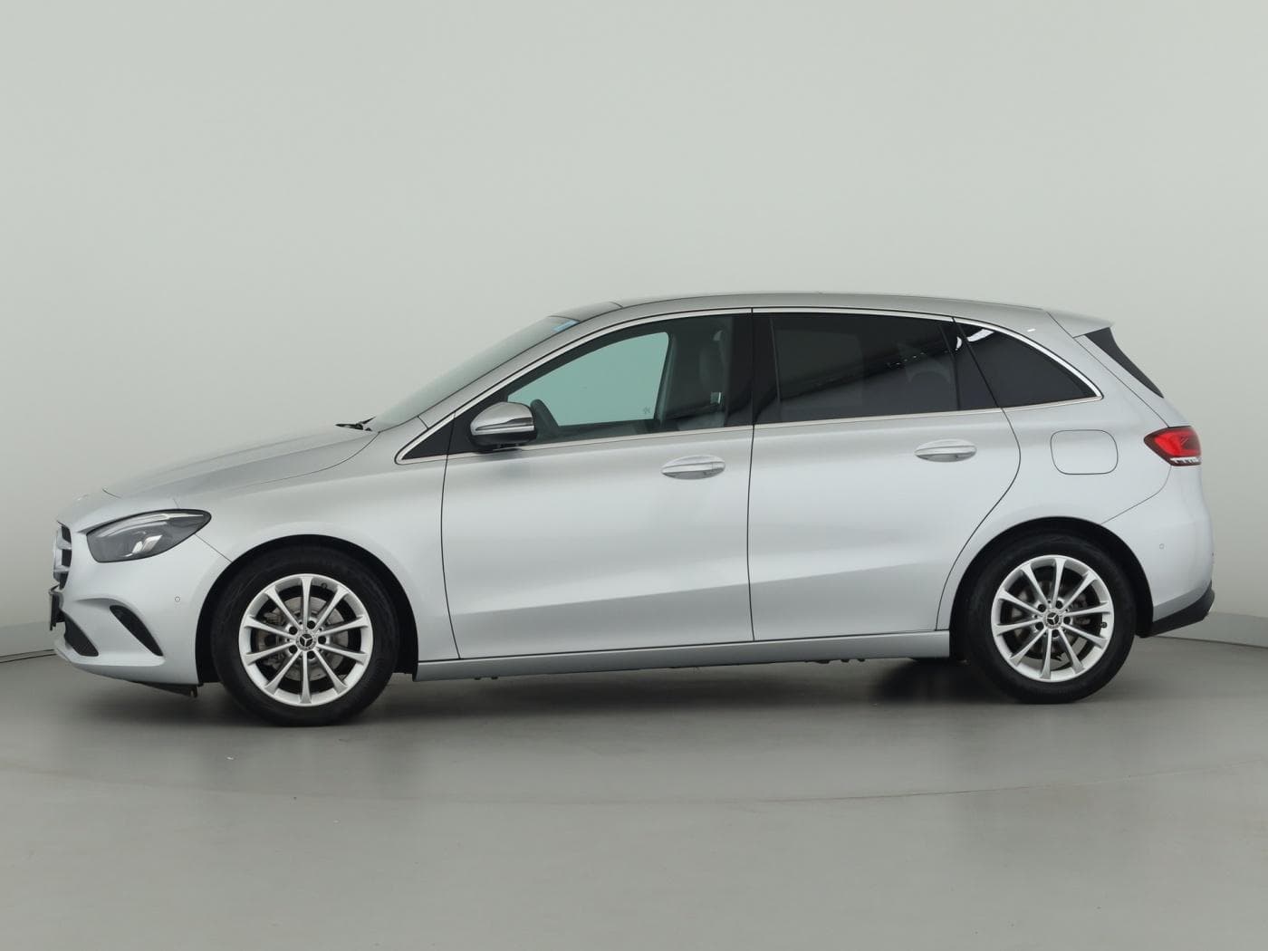 Mercedes-Benz B 200 d Bild 7