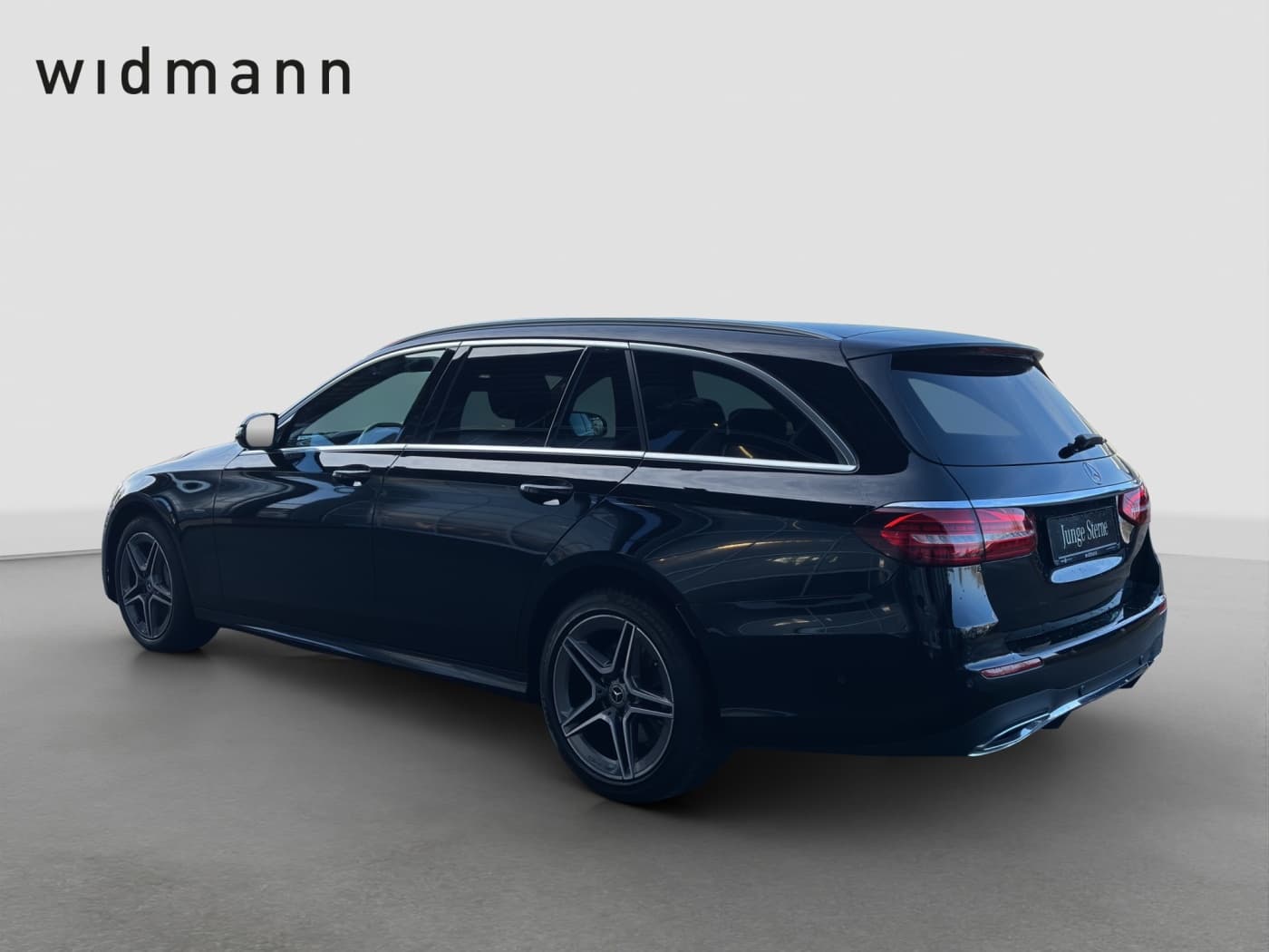 Mercedes-Benz E 300 e T Bild 8