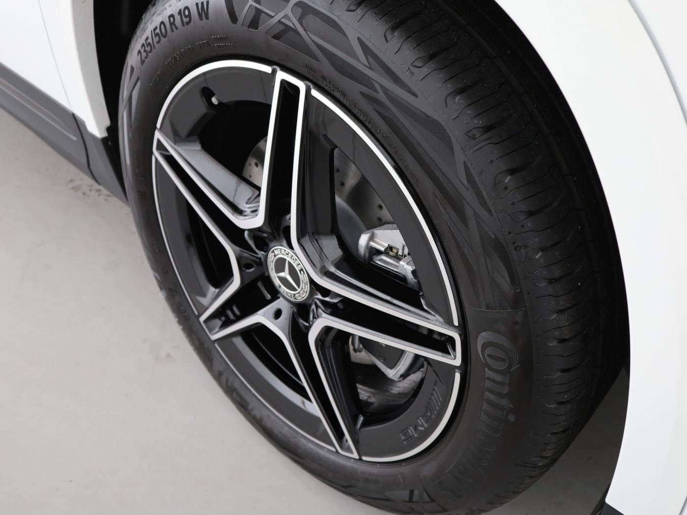 Mercedes-Benz GLA 180 Bild 22