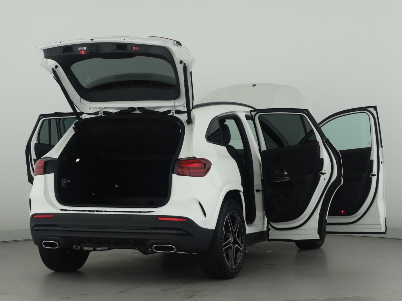 Mercedes-Benz GLA 180 Bild 9