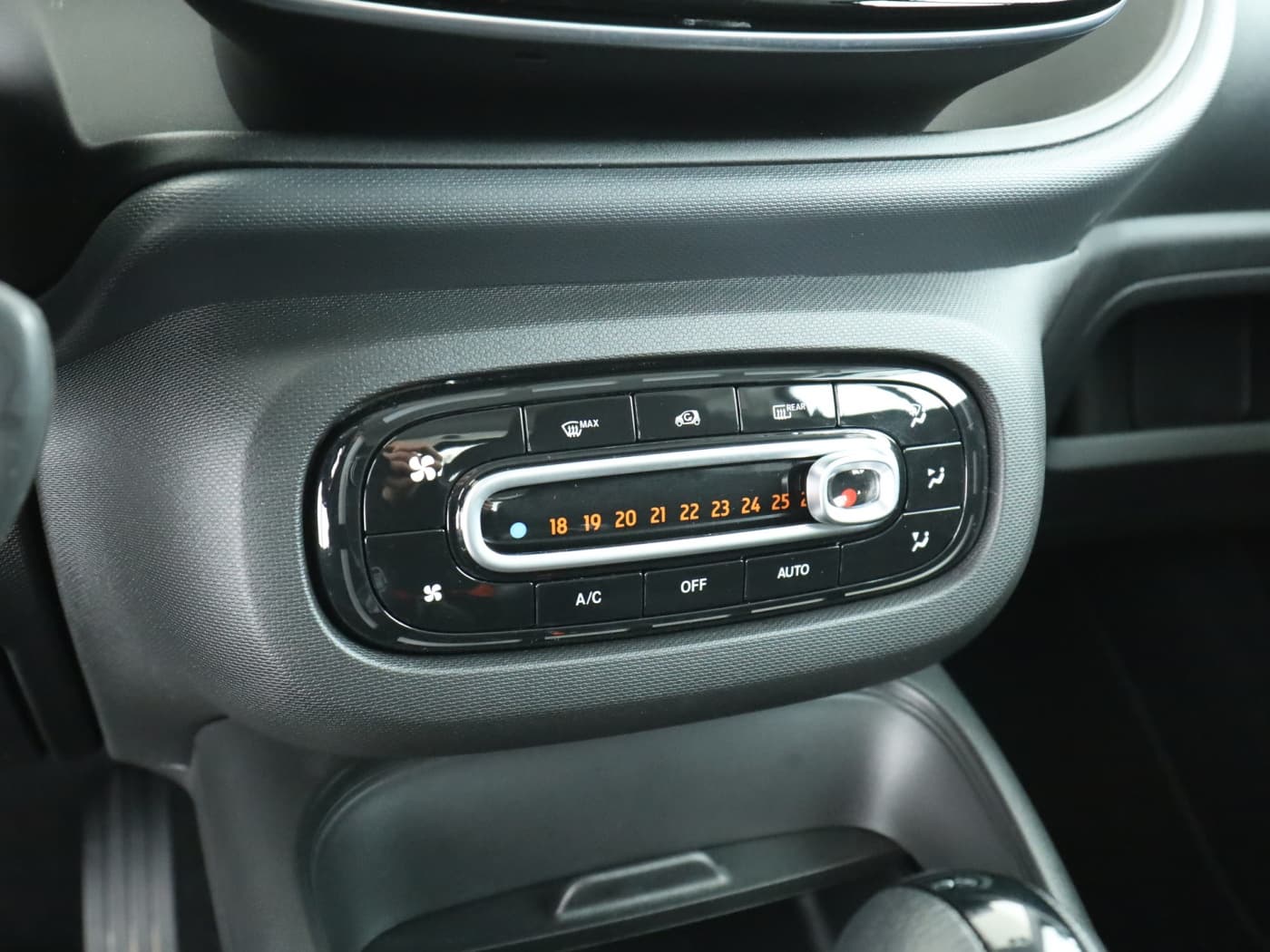 Smart fortwo EQ Bild 14