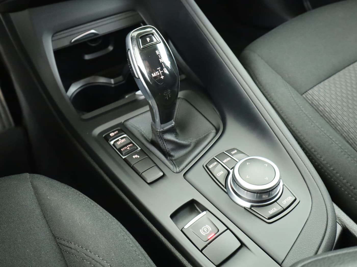 BMW X1 sDrive20i Advantage Bild 15