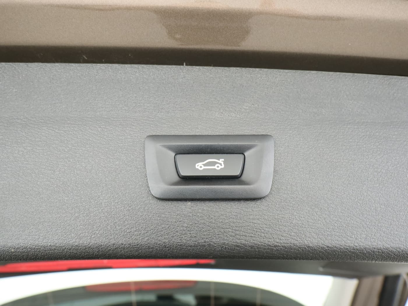 BMW X1 sDrive20i Advantage Bild 24