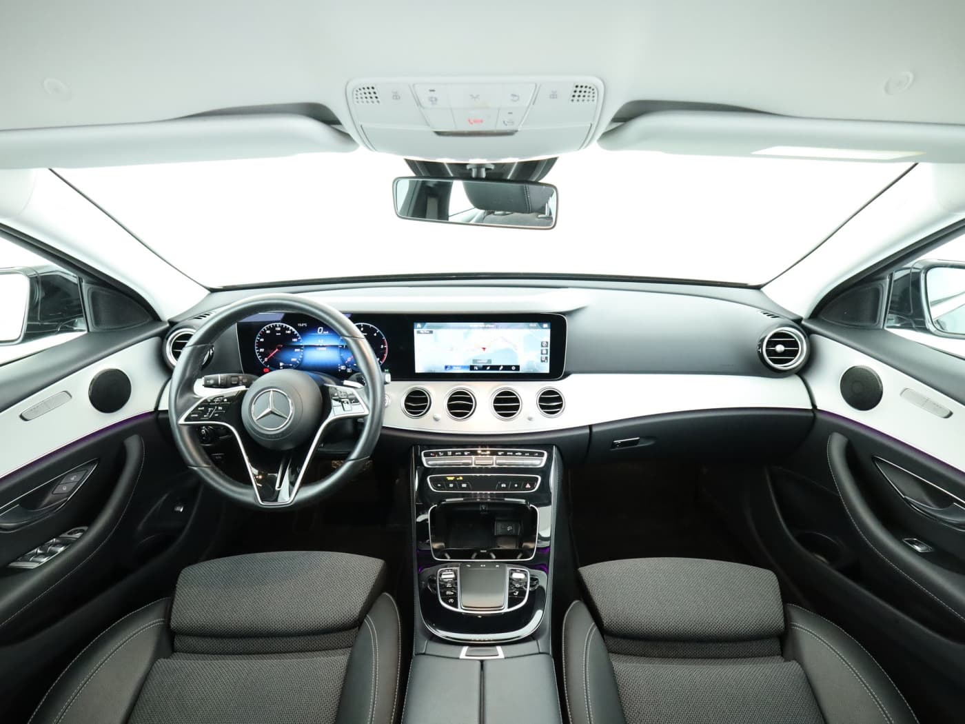 Mercedes-Benz E 300 d 4M T Bild 19