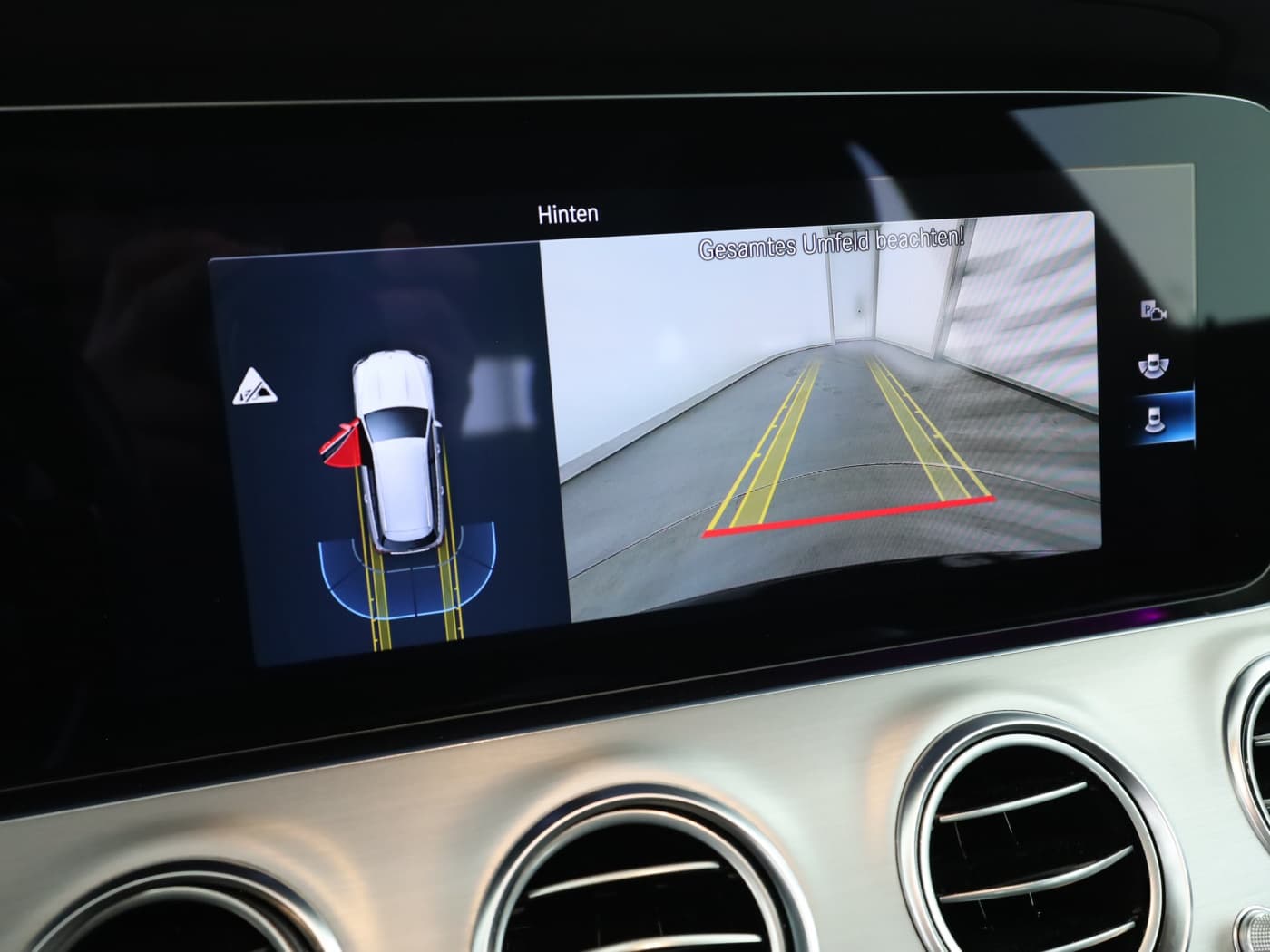 Mercedes-Benz E 300 d 4M T Bild 26