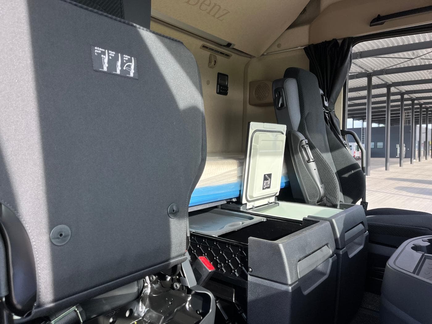 Mercedes-Benz Actros 1848 LS Bild 18