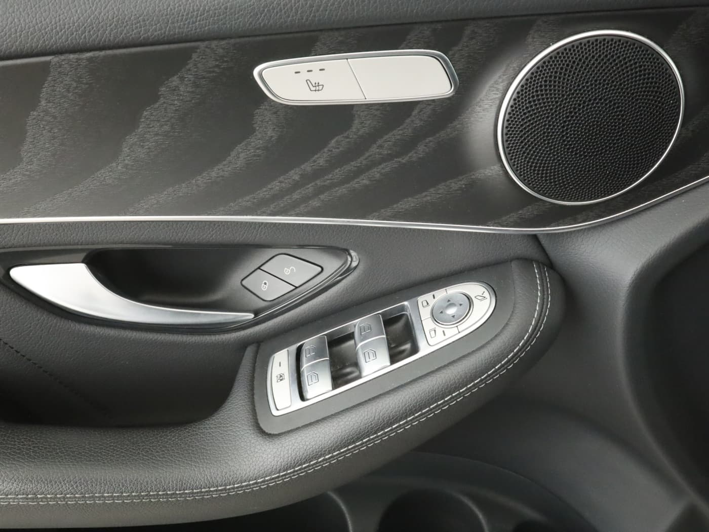 Mercedes-Benz GLC 300 de 4M Bild 20