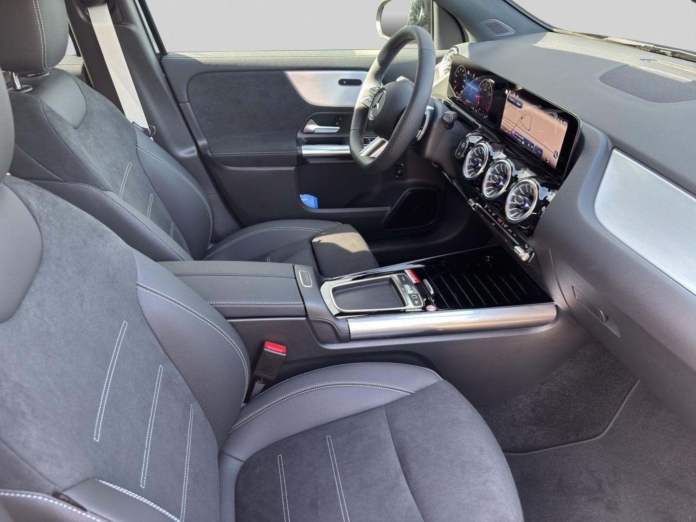 Mercedes-Benz GLA 180 Bild 15