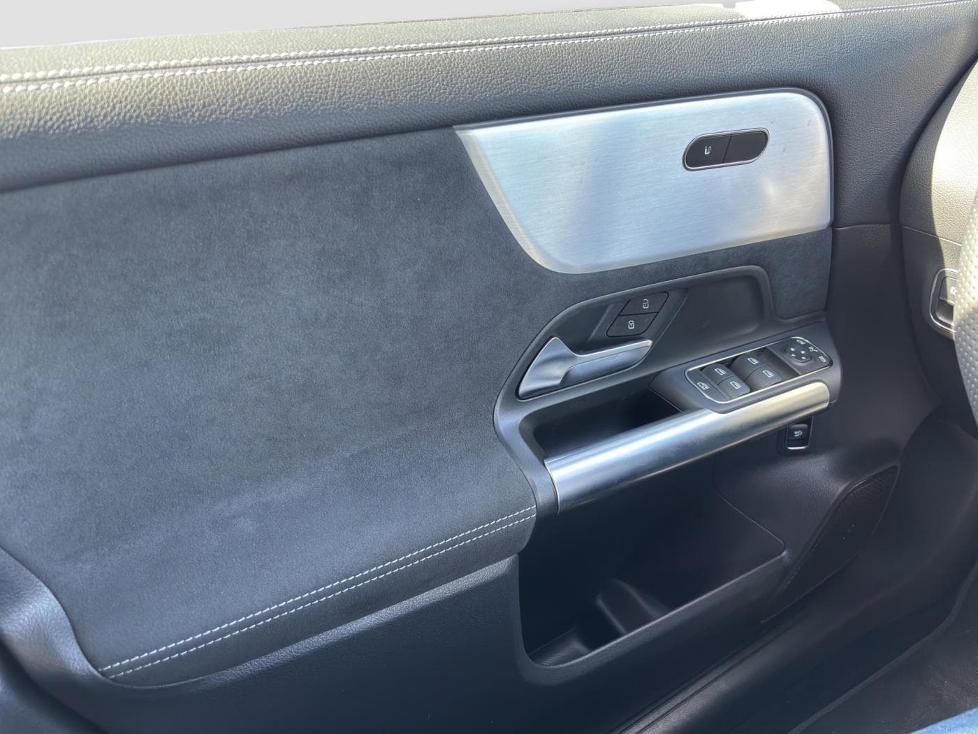 Mercedes-Benz GLA 180 Bild 18