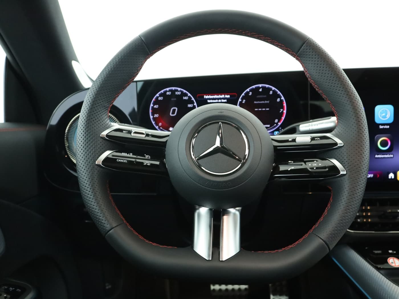Mercedes-Benz CLA 220 4MATIC Bild 11