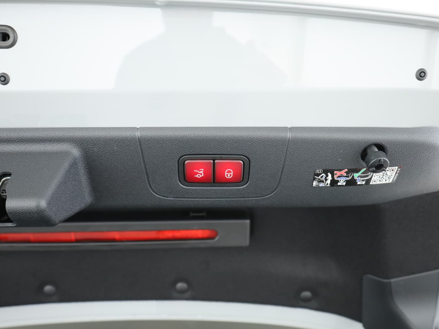 Mercedes-Benz CLA 220 4MATIC Bild 25