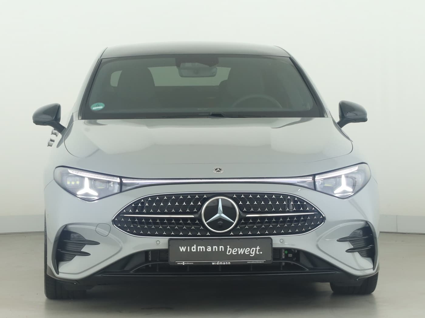Mercedes-Benz CLA 220 4MATIC Bild 3
