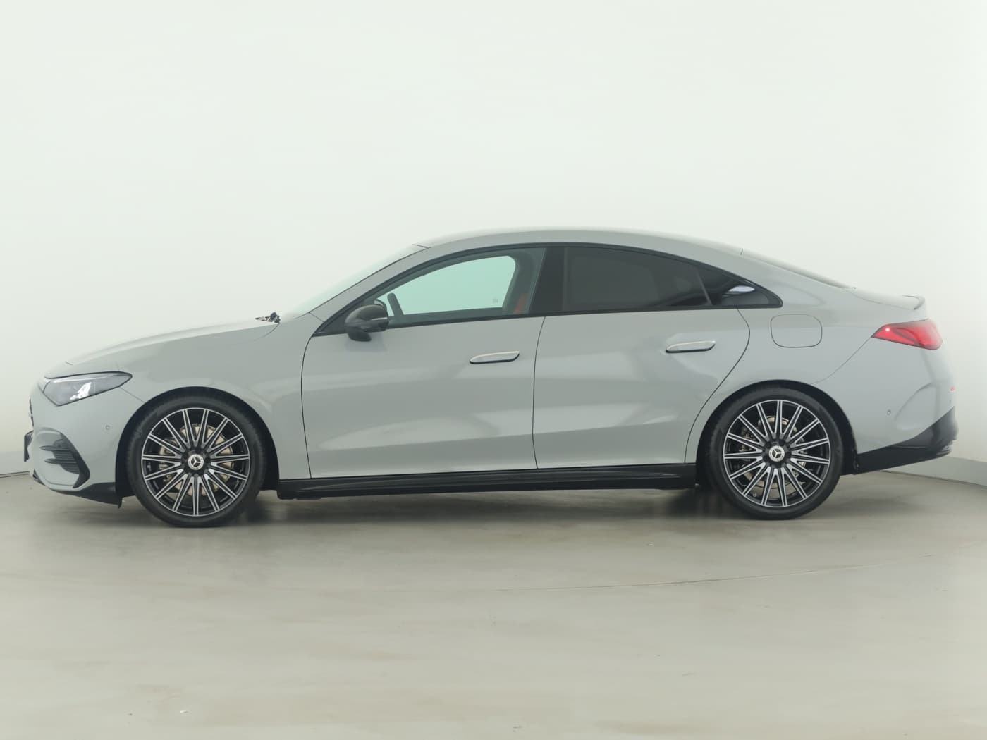 Mercedes-Benz CLA 220 4MATIC Bild 7