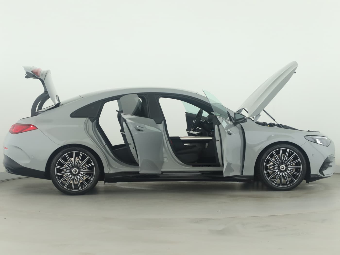 Mercedes-Benz CLA 220 4MATIC Bild 8