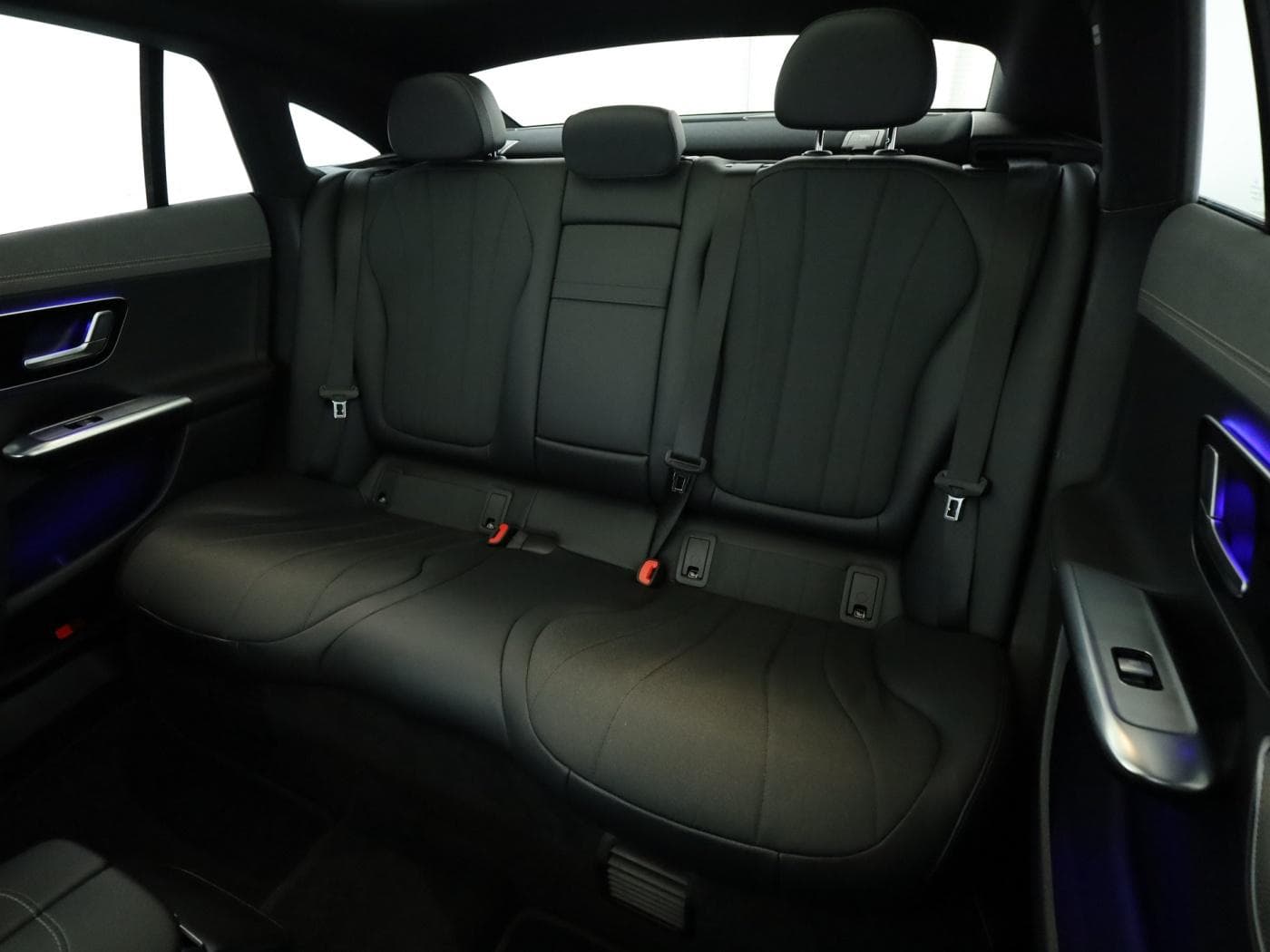 Mercedes-Benz EQE 300 Bild 18