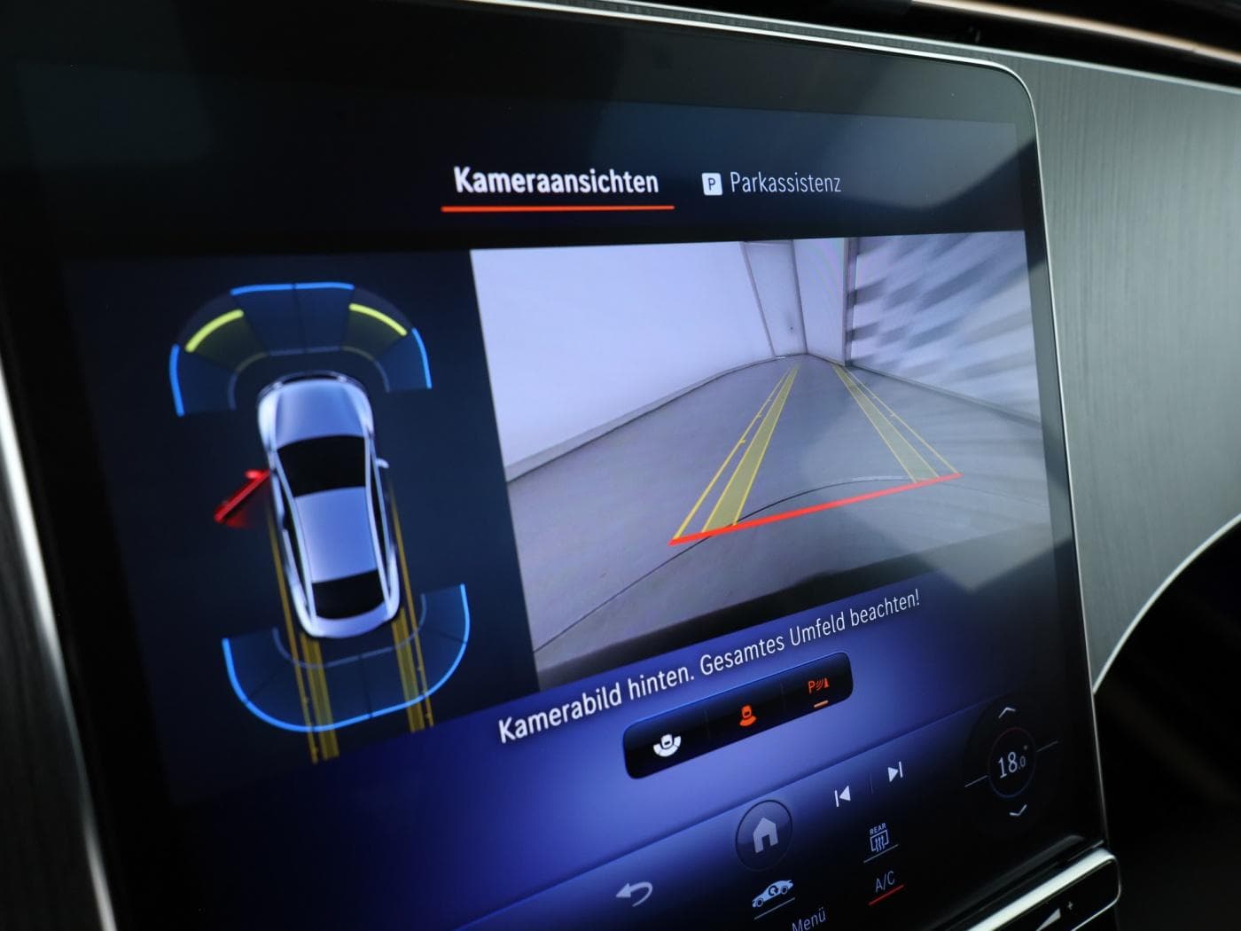 Mercedes-Benz EQE 300 Bild 25