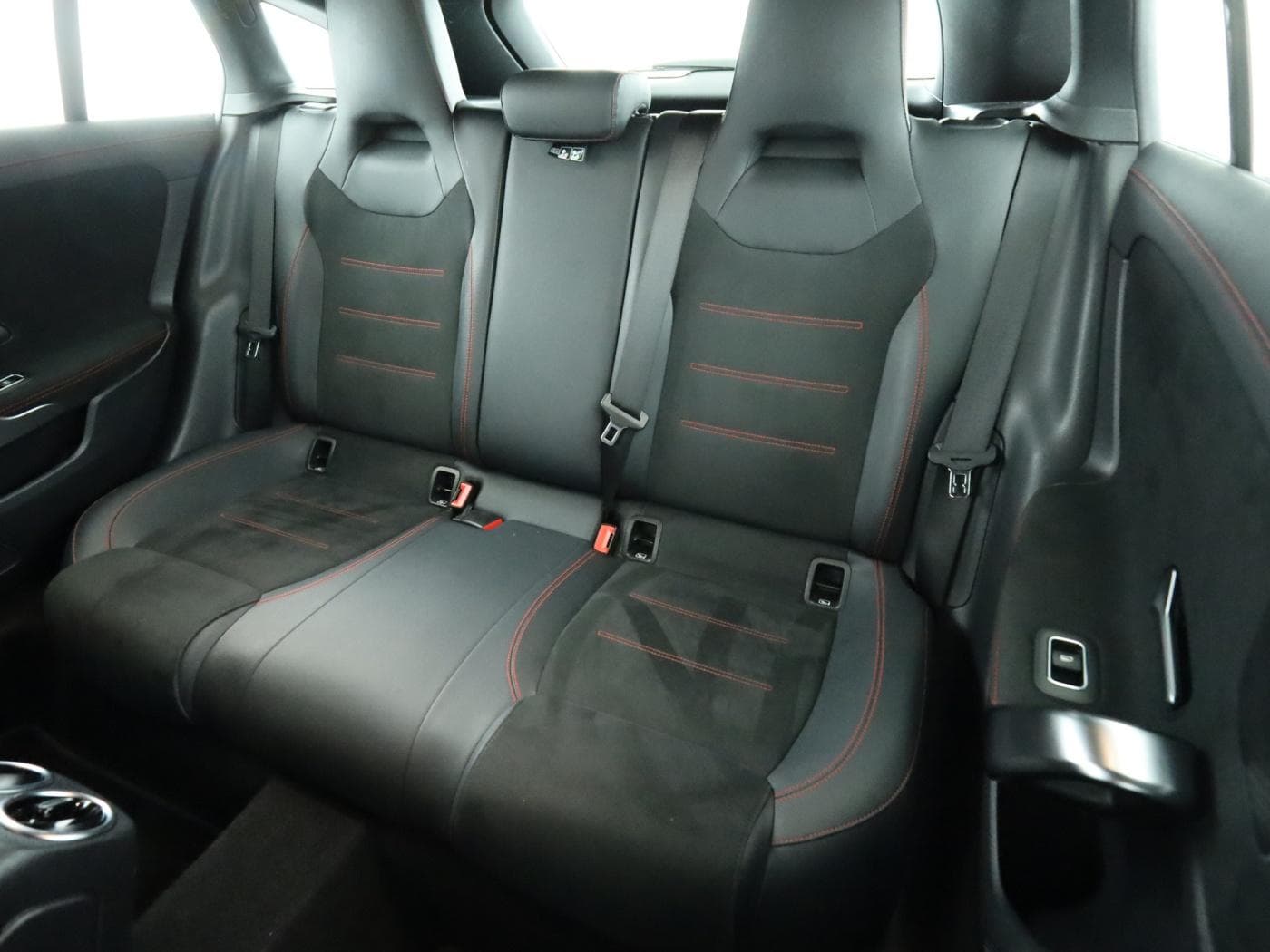 Mercedes-Benz CLA 250 4M SB Bild 18