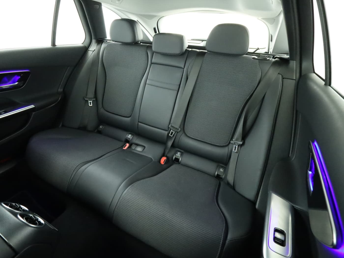 Mercedes-Benz C 200 d T Bild 18