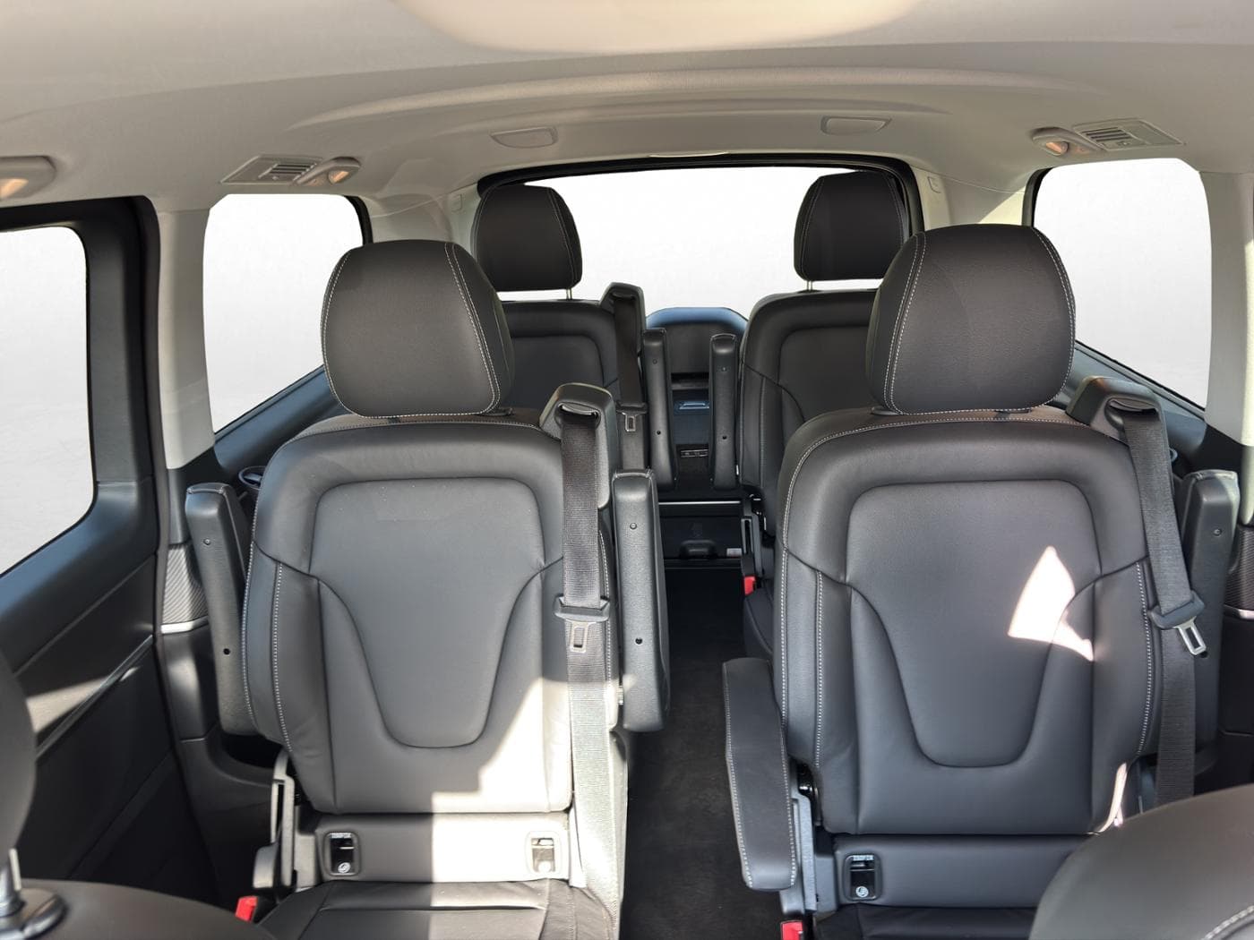 Mercedes-Benz V 250 d 4MATIC AVANTGARDE AMG Bild 16