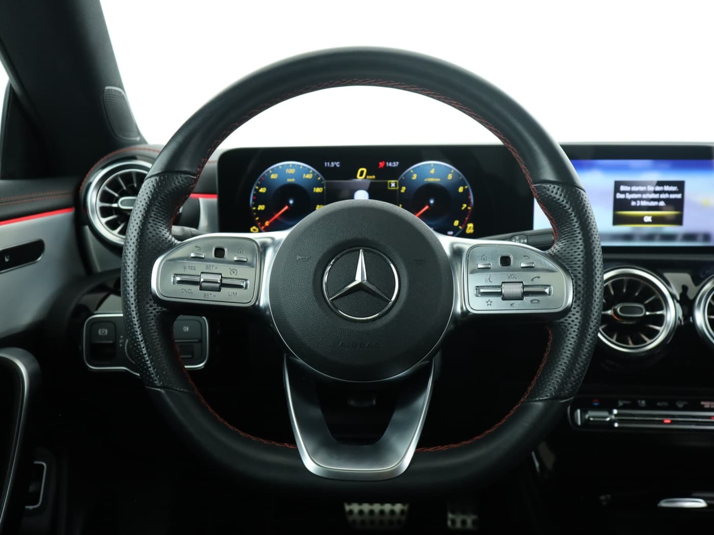 Mercedes-Benz CLA 250 4M Bild 11