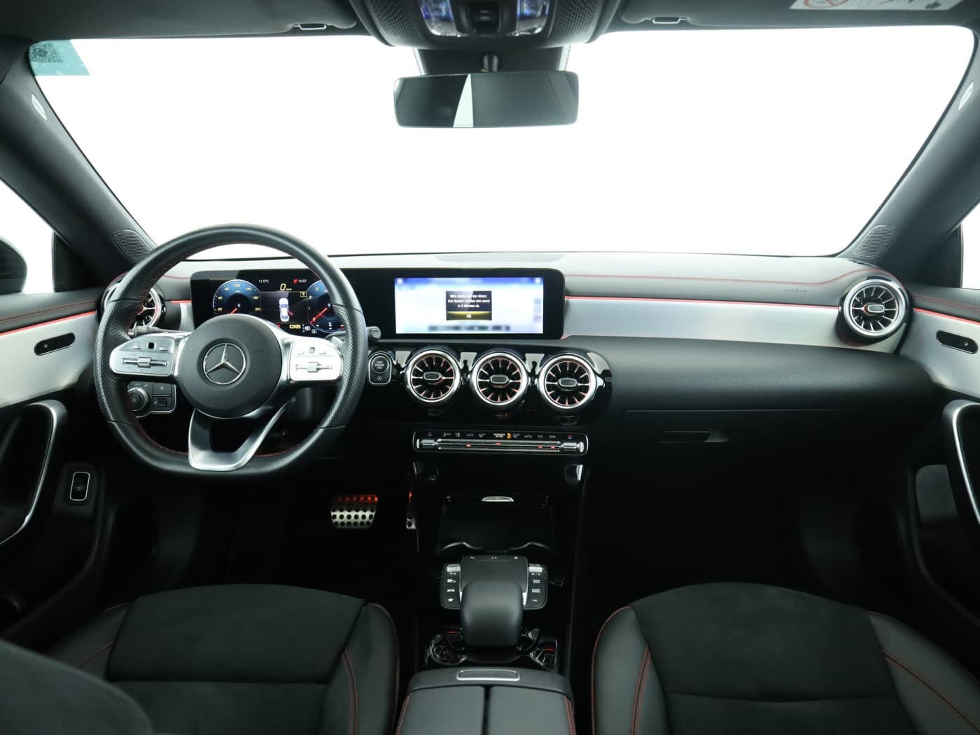 Mercedes-Benz CLA 250 4M Bild 19