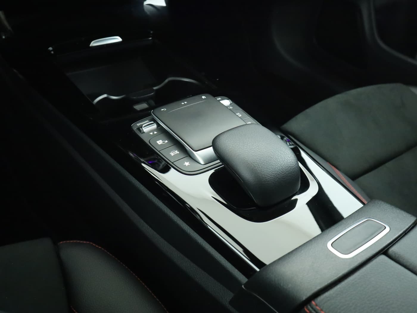 Mercedes-Benz CLA 200 SB Bild 15