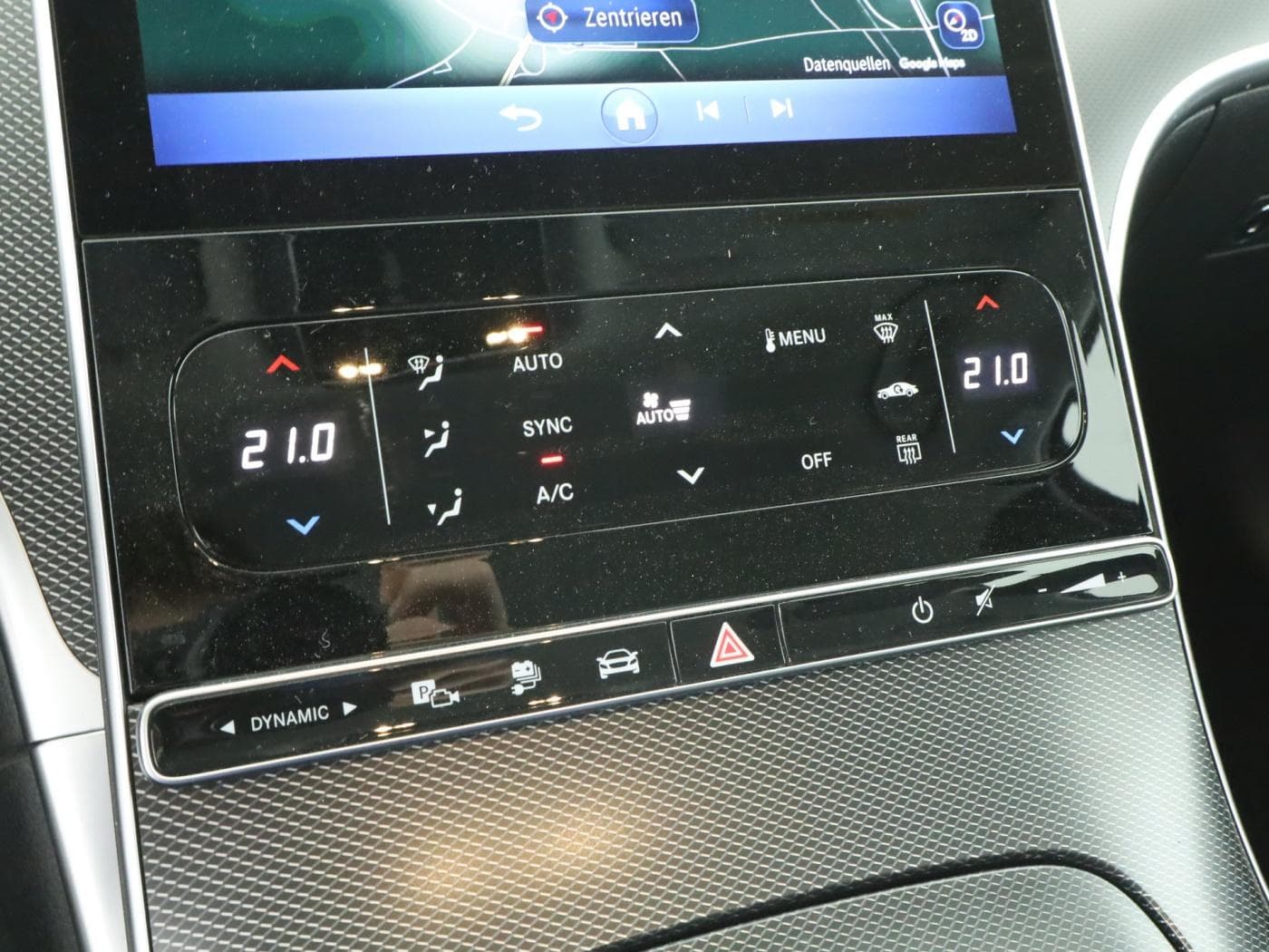 Mercedes-Benz C 300 e T Bild 14