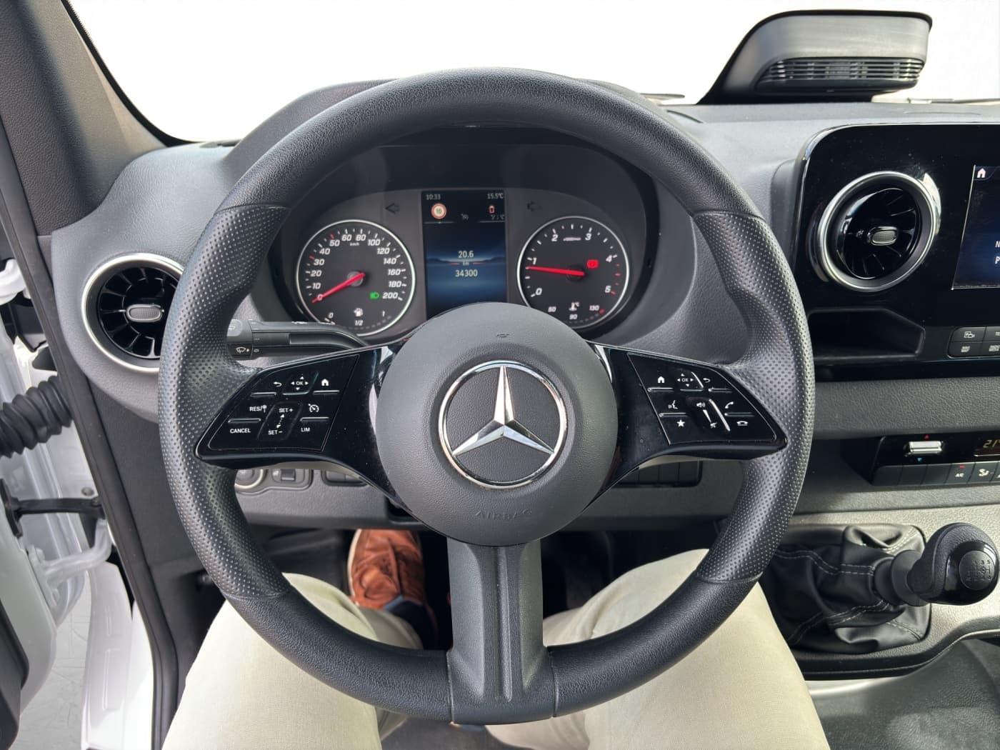 Mercedes-Benz Sprinter 317 CDI Koffer lang Bild 10