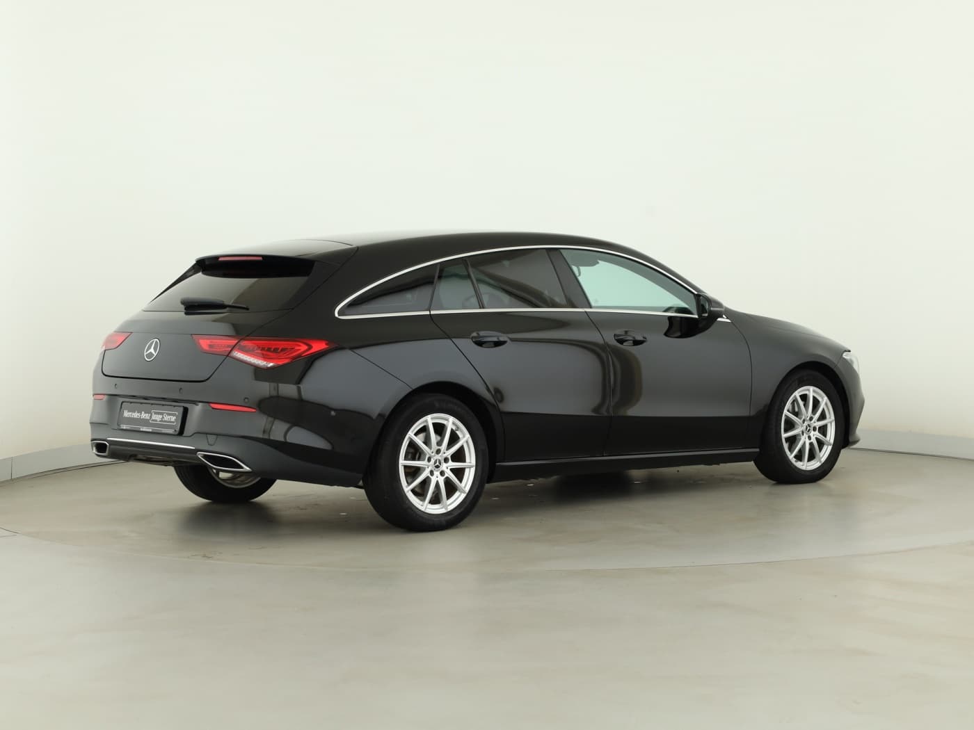 Mercedes-Benz CLA 180 d SB Bild 6