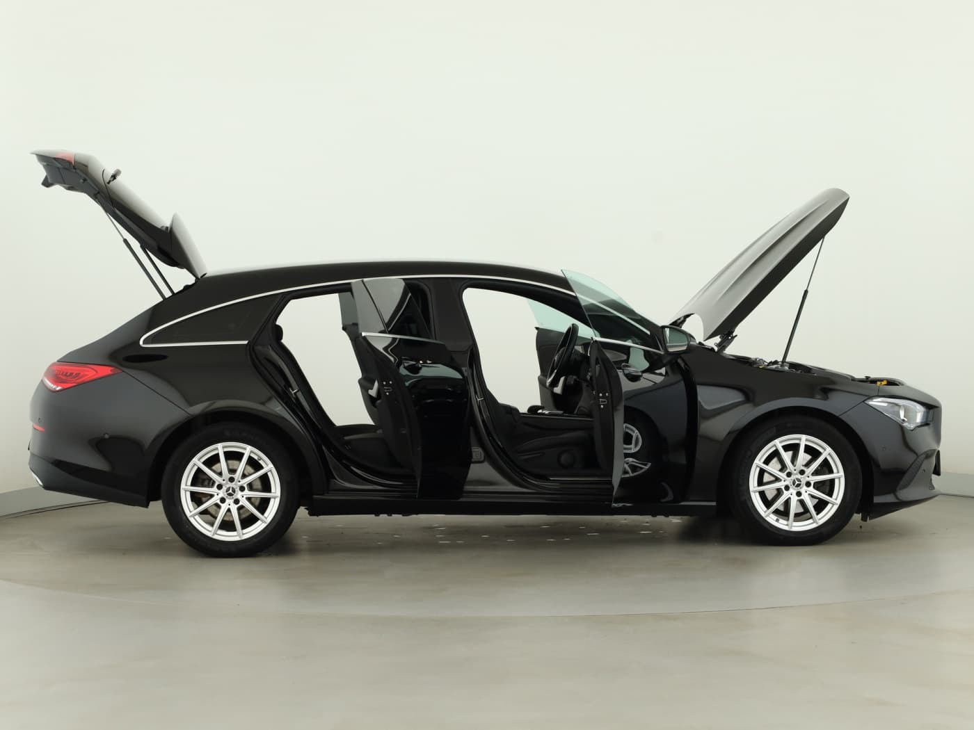 Mercedes-Benz CLA 180 d SB Bild 8