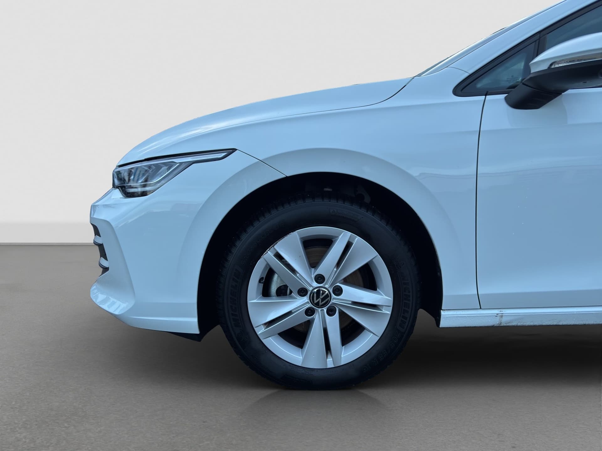 Volkswagen Golf Life 1.5 eTSI 115 PS DSG KAMERA ACC Harman Kardon Bild 17