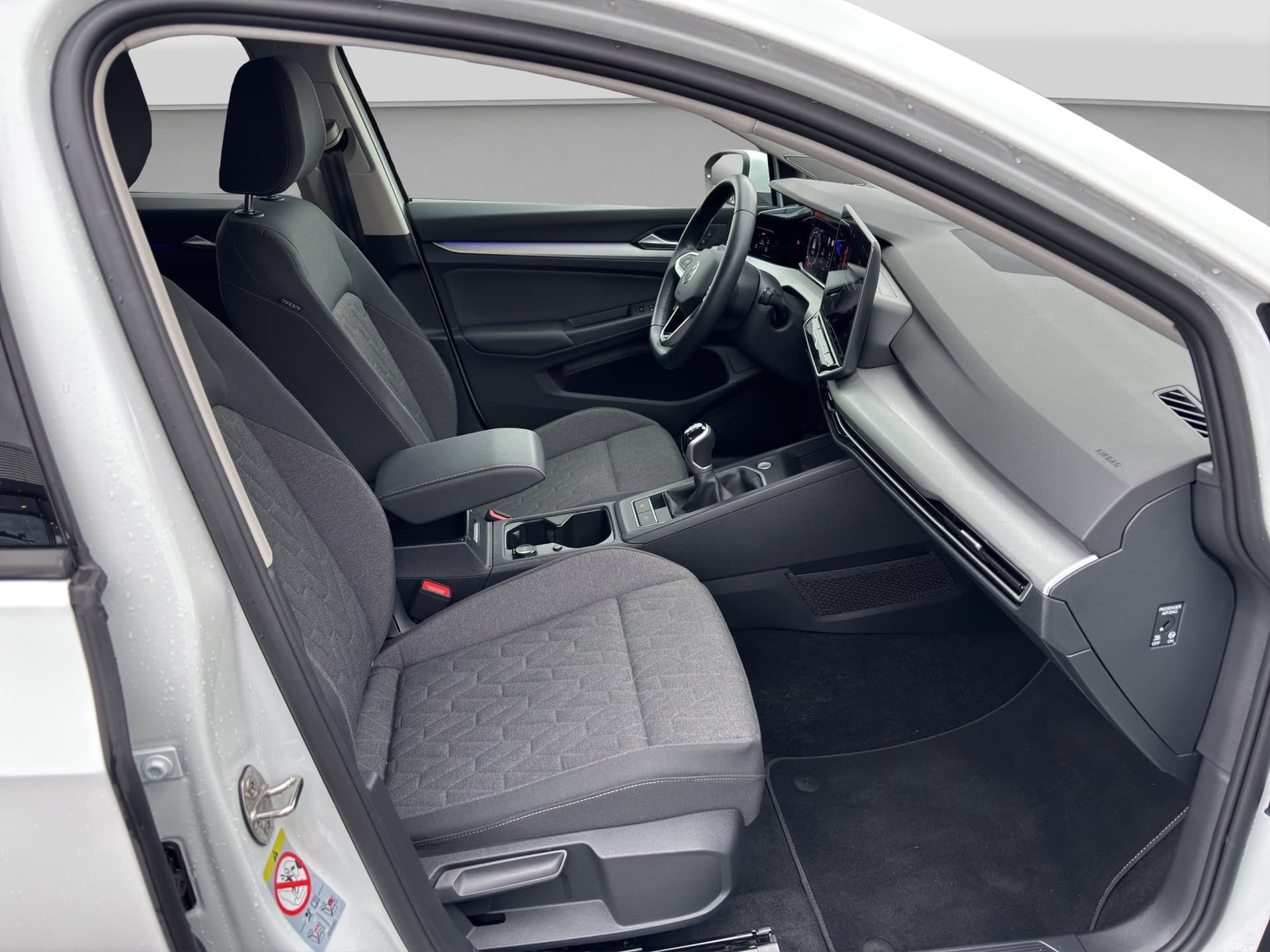 Volkswagen Golf Variant Life 1.5 TSI 115 PS ACC APP Kamera Soundsystem Bild 12