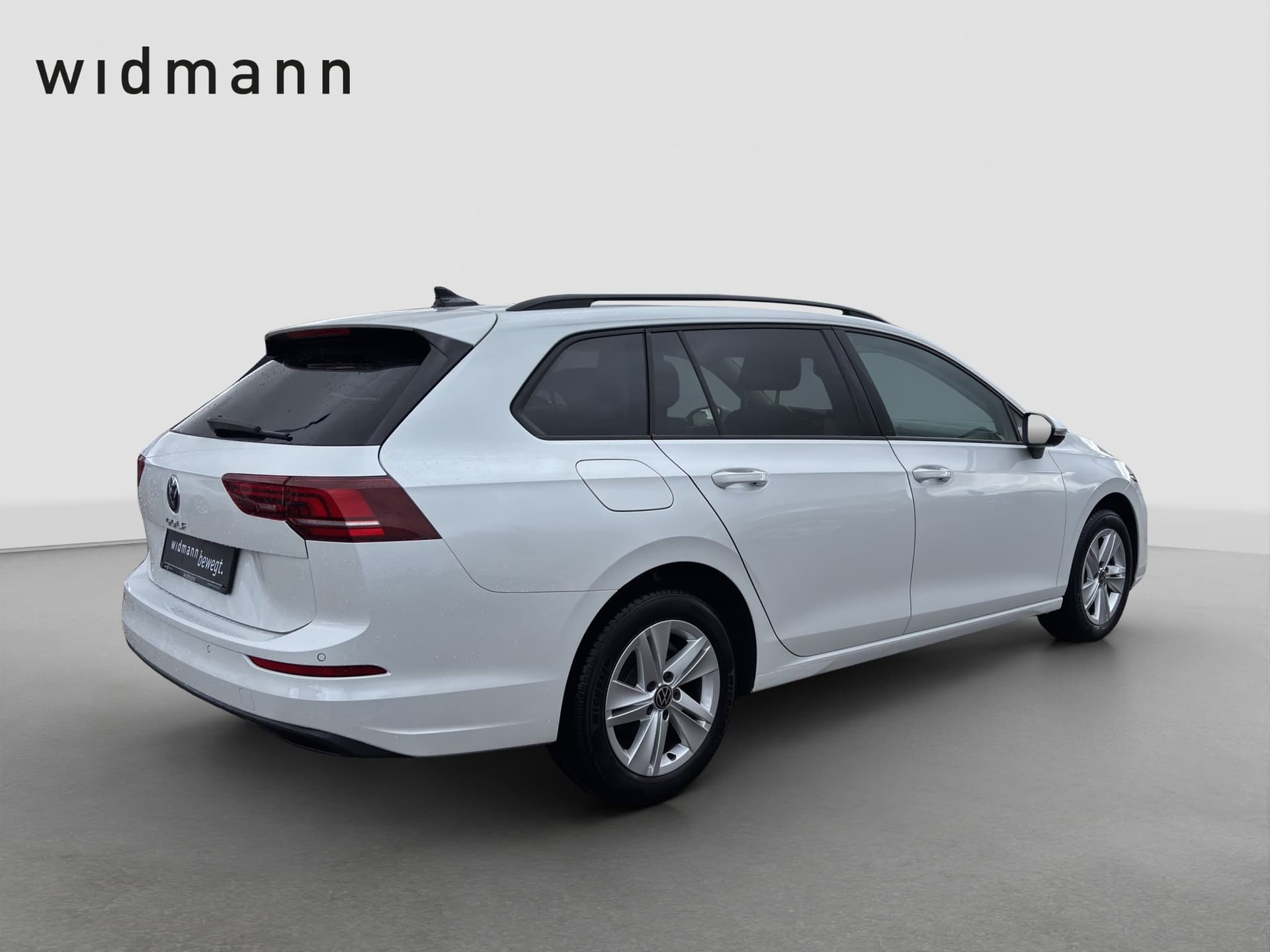 Volkswagen Golf Variant Life 1.5 TSI 115 PS ACC APP Kamera Soundsystem Bild 2