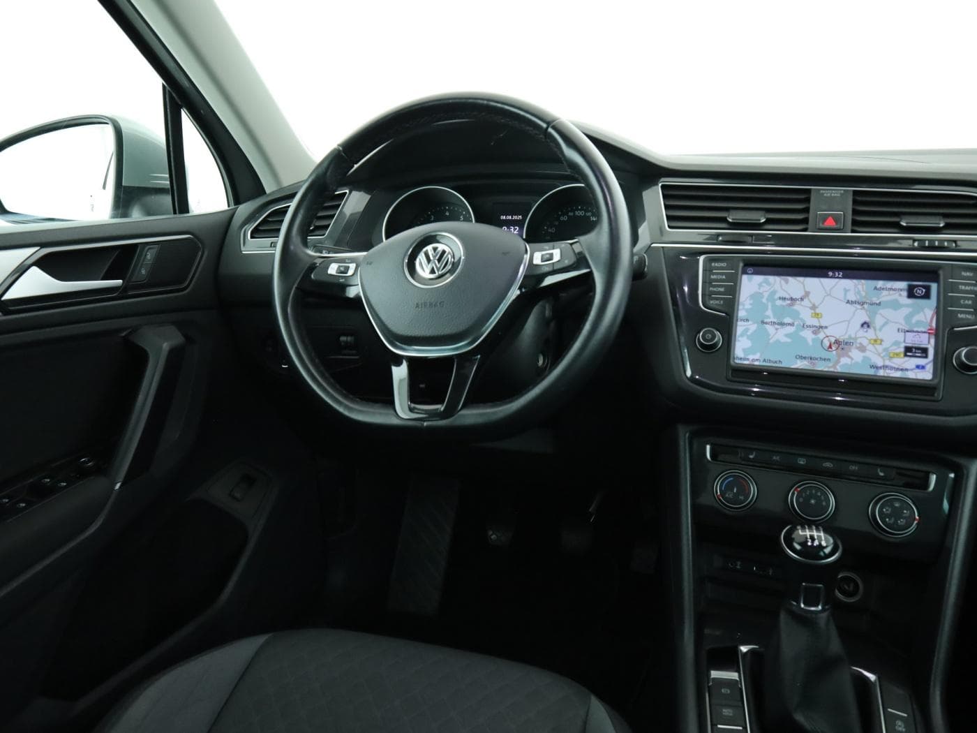 Volkswagen Tiguan 1.4 TSI Comfortline 4M Bild 10