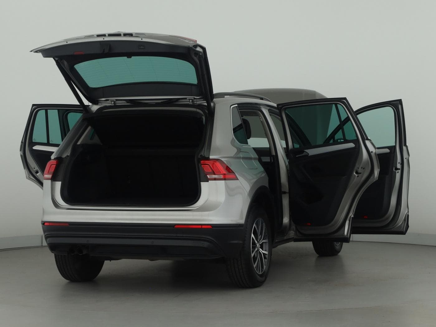 Volkswagen Tiguan 1.4 TSI Comfortline 4M Bild 9