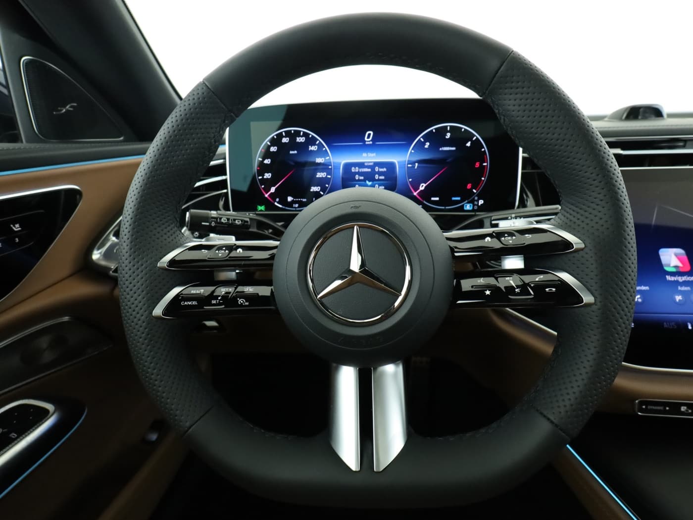 Mercedes-Benz E 450 d 4MATIC T-Modell Bild 11