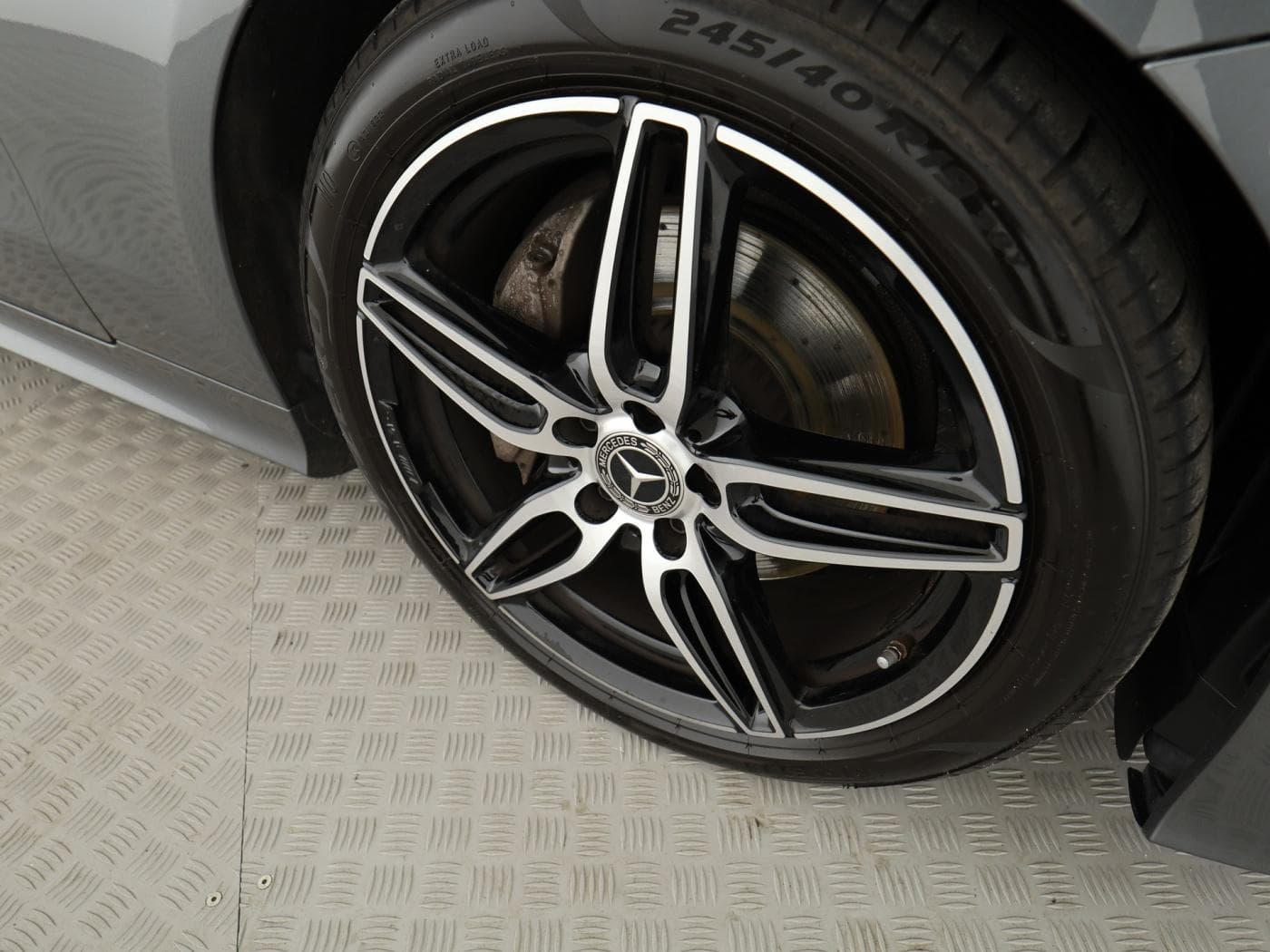 Mercedes-Benz E 220 d Cabrio Bild 21