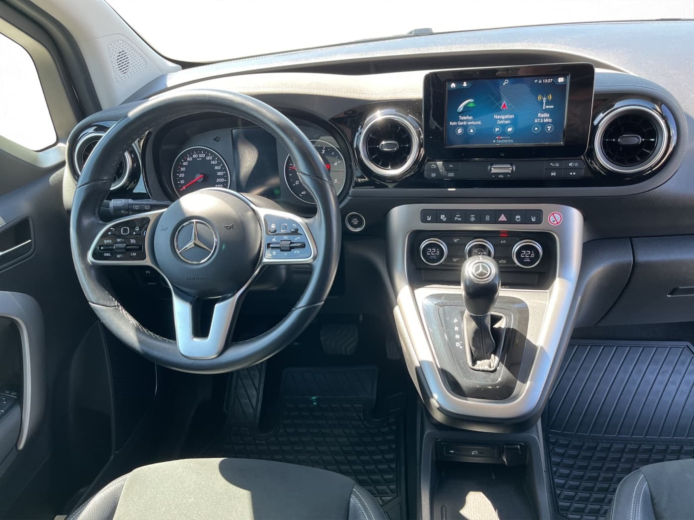 Mercedes-Benz T 180 d PROGRESSIVE Edition Bild 9