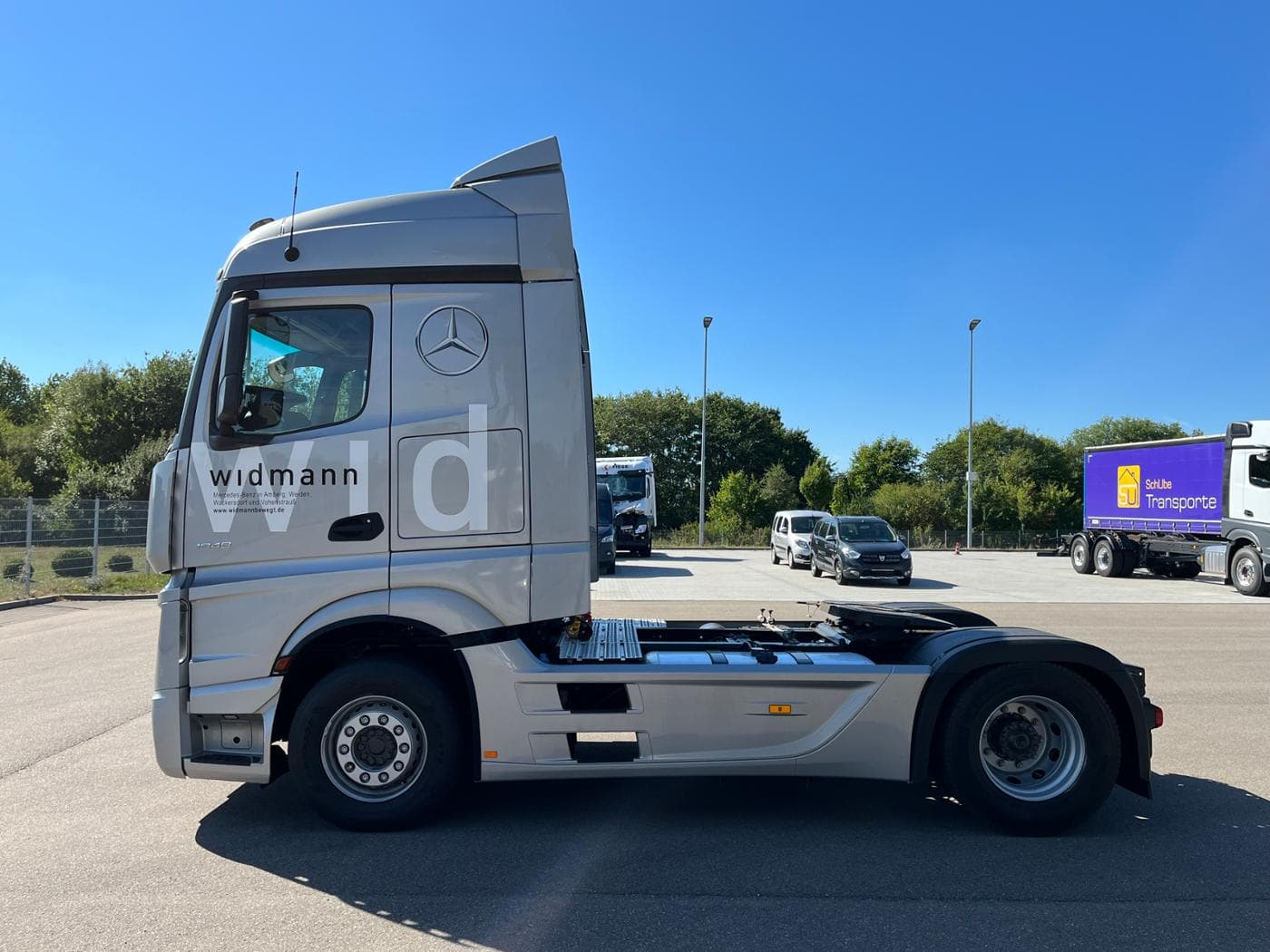 Mercedes-Benz Actros 1848 LS Bild 2