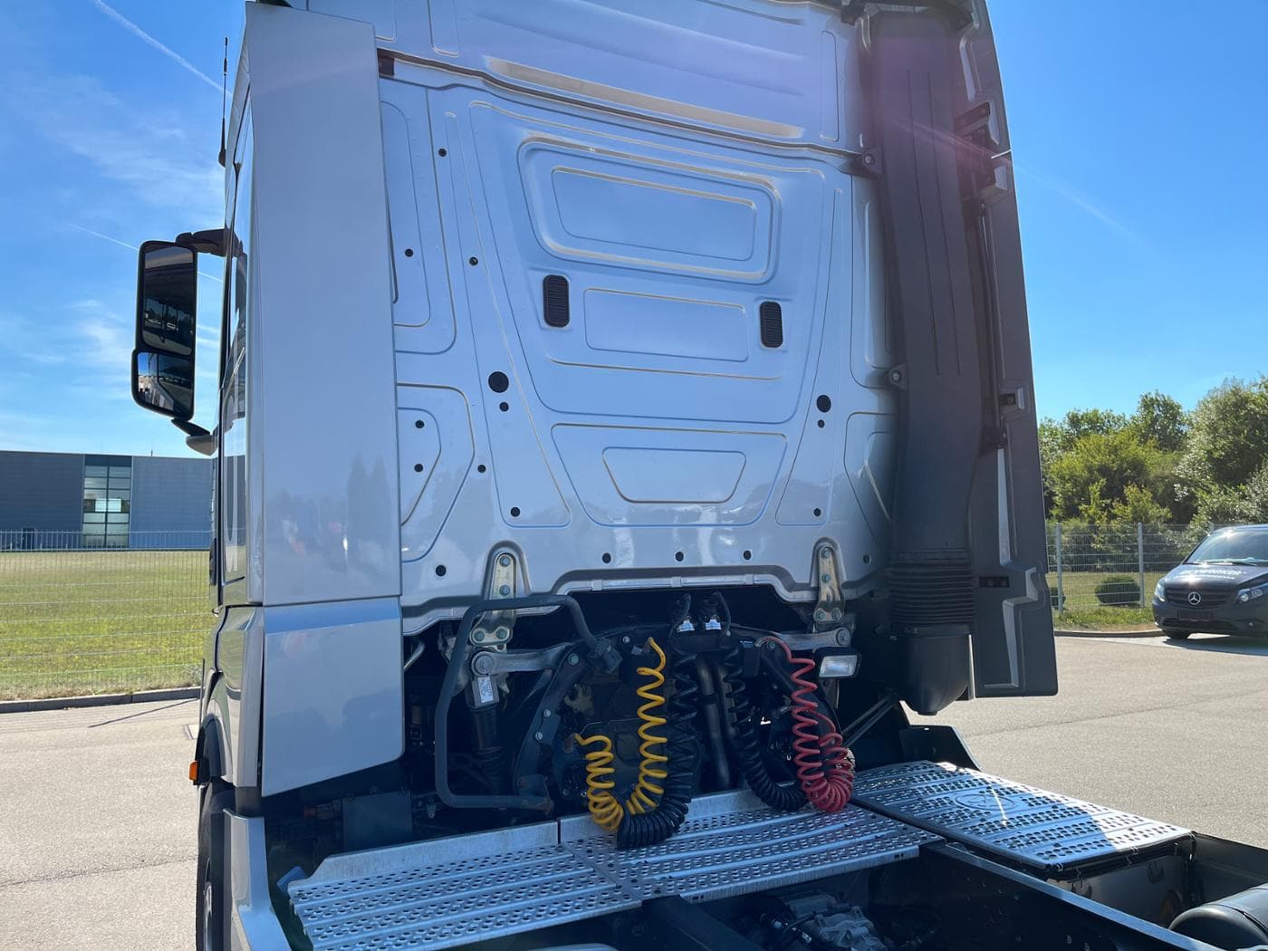 Mercedes-Benz Actros 1848 LS Bild 4