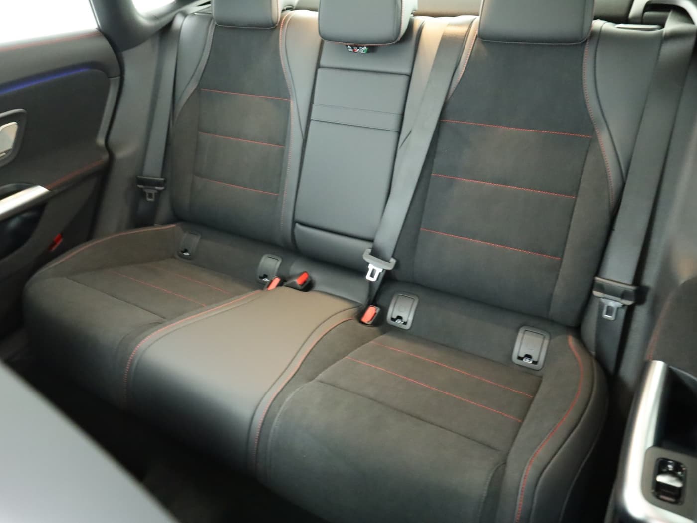 Mercedes-Benz CLA 200 Bild 18