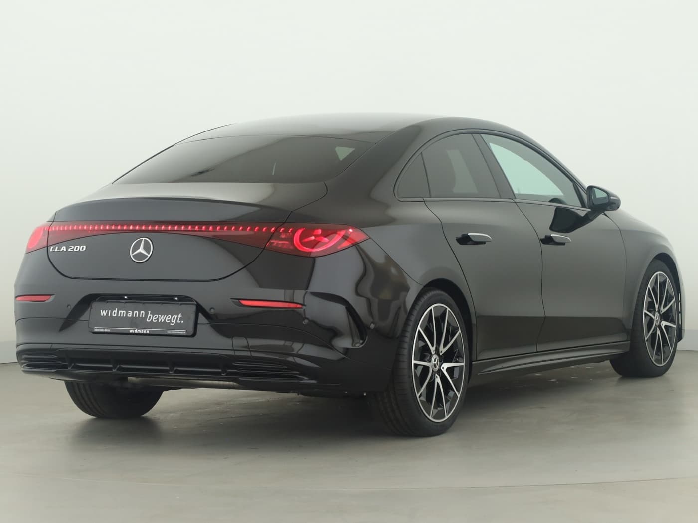 Mercedes-Benz CLA 200 Bild 2