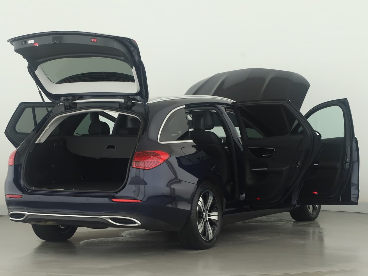 Mercedes-Benz C 300 d T Bild 9